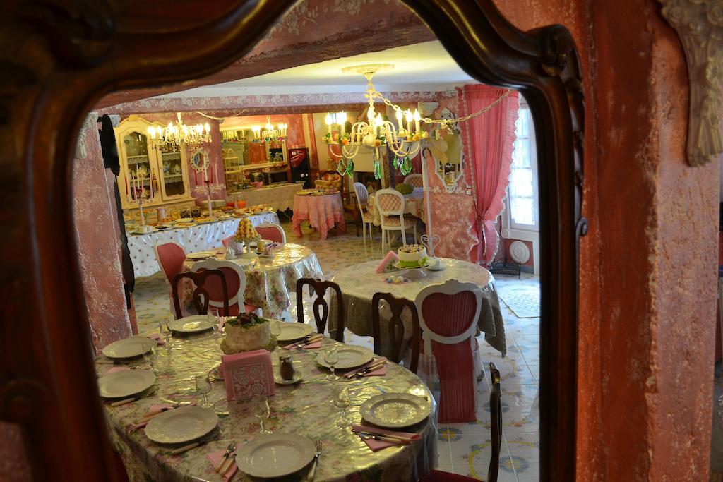 La Maison Delle Favole Bed & Breakfast