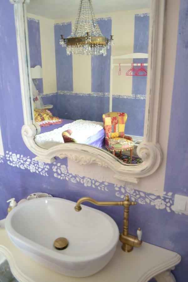 La Maison Delle Favole Bed & Breakfast Desenzano del Garda